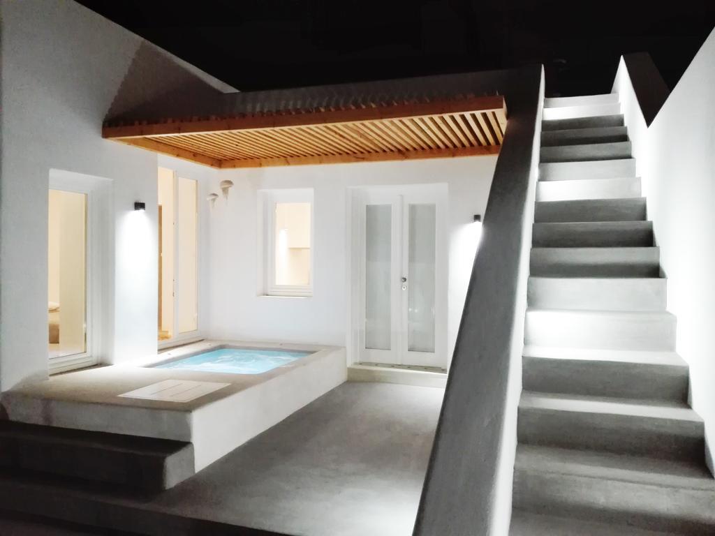 Villa Thiro Santorini