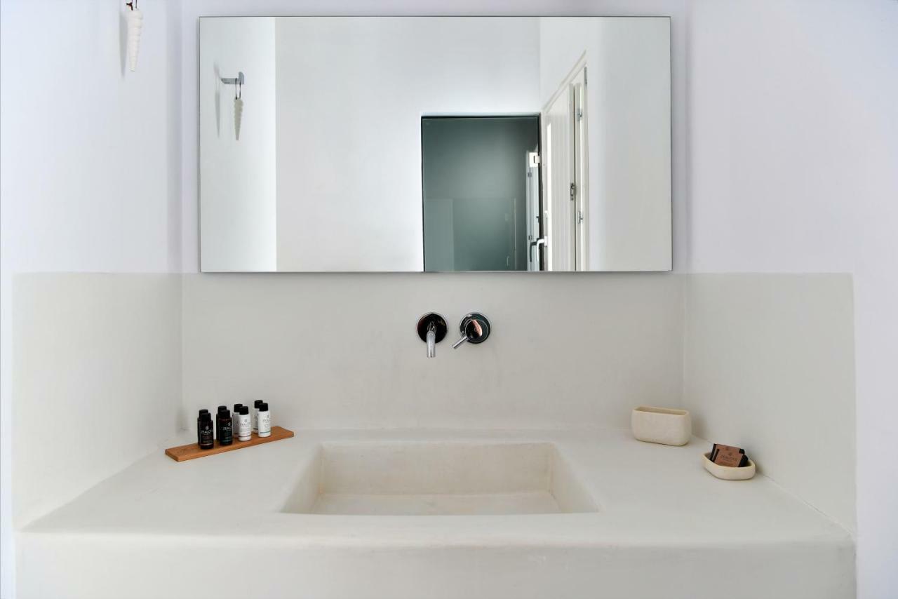 Villa Thiro Santorini