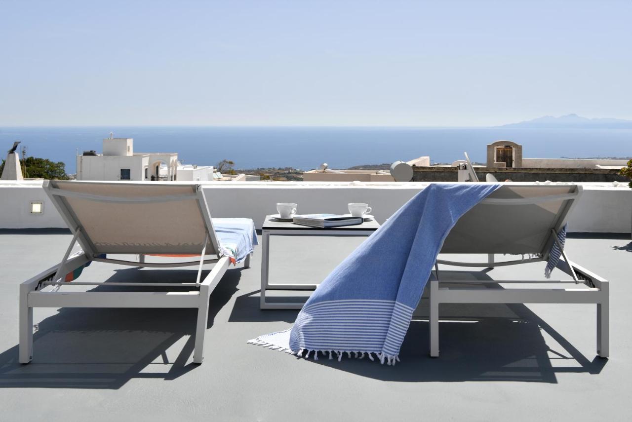 Thiro Santorini Villa *