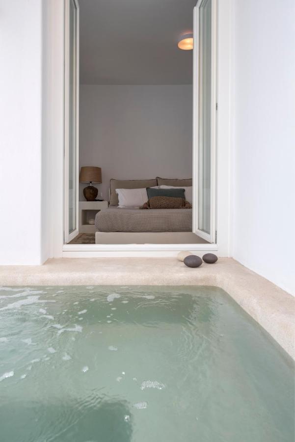 Villa Thiro Santorini *