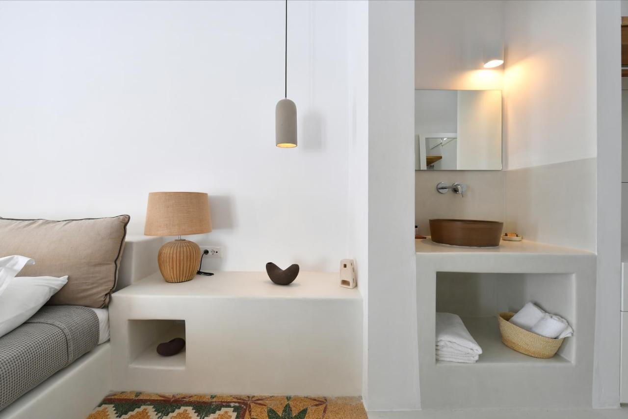 Thiro Santorini Villa *